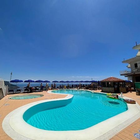 רבאלו Casa Vacanza Grace מראה חיצוני תמונה